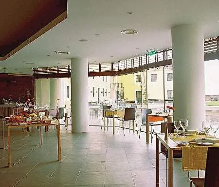 De Castelo De S. Sebastiao Angra do Heroismo