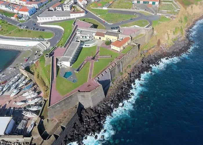 De Castelo De S. Sebastiao