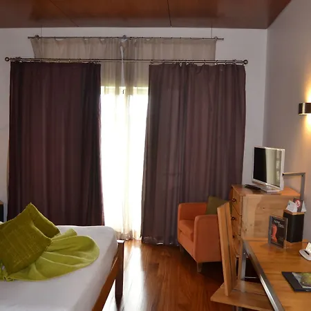 De Castelo De S. Sebastiao ホテル 4*
