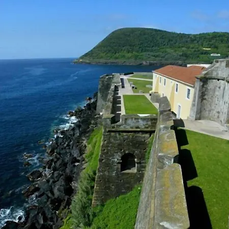 De Castelo De S. Sebastiao 4* Angra do Heroísmo