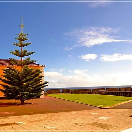 De Castelo De S. Sebastiao