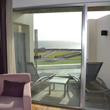 De Castelo De S. Sebastiao Angra do Heroísmo