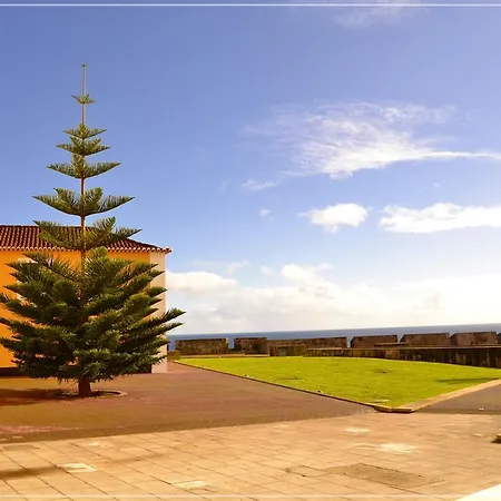 מלון De Castelo De S. Sebastiao Angra do Heroísmo