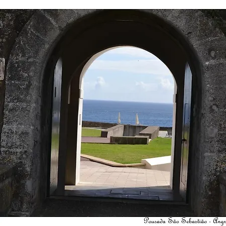 מלון De Castelo De S. Sebastiao Angra do Heroísmo