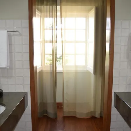 De Castelo De S. Sebastiao 4*