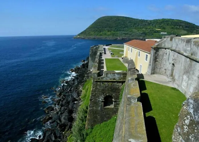 De Castelo De S. Sebastiao 4* Angra do Heroismo