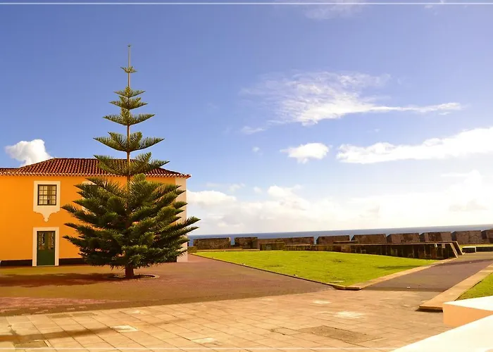 Hotel De Castelo De S. Sebastiao Angra do Heroismo