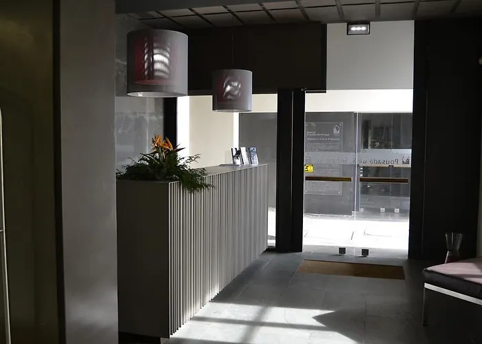 De Castelo De S. Sebastiao 4* 앙그라두에루이스무