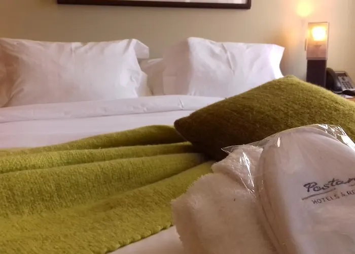 De Castelo De S. Sebastiao 4* 앙그라두에루이스무