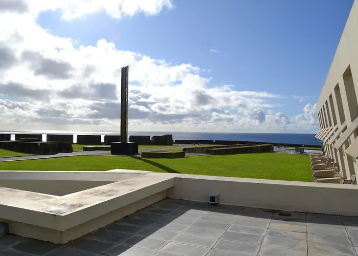 De Castelo De S. Sebastiao Angra do Heroismo
